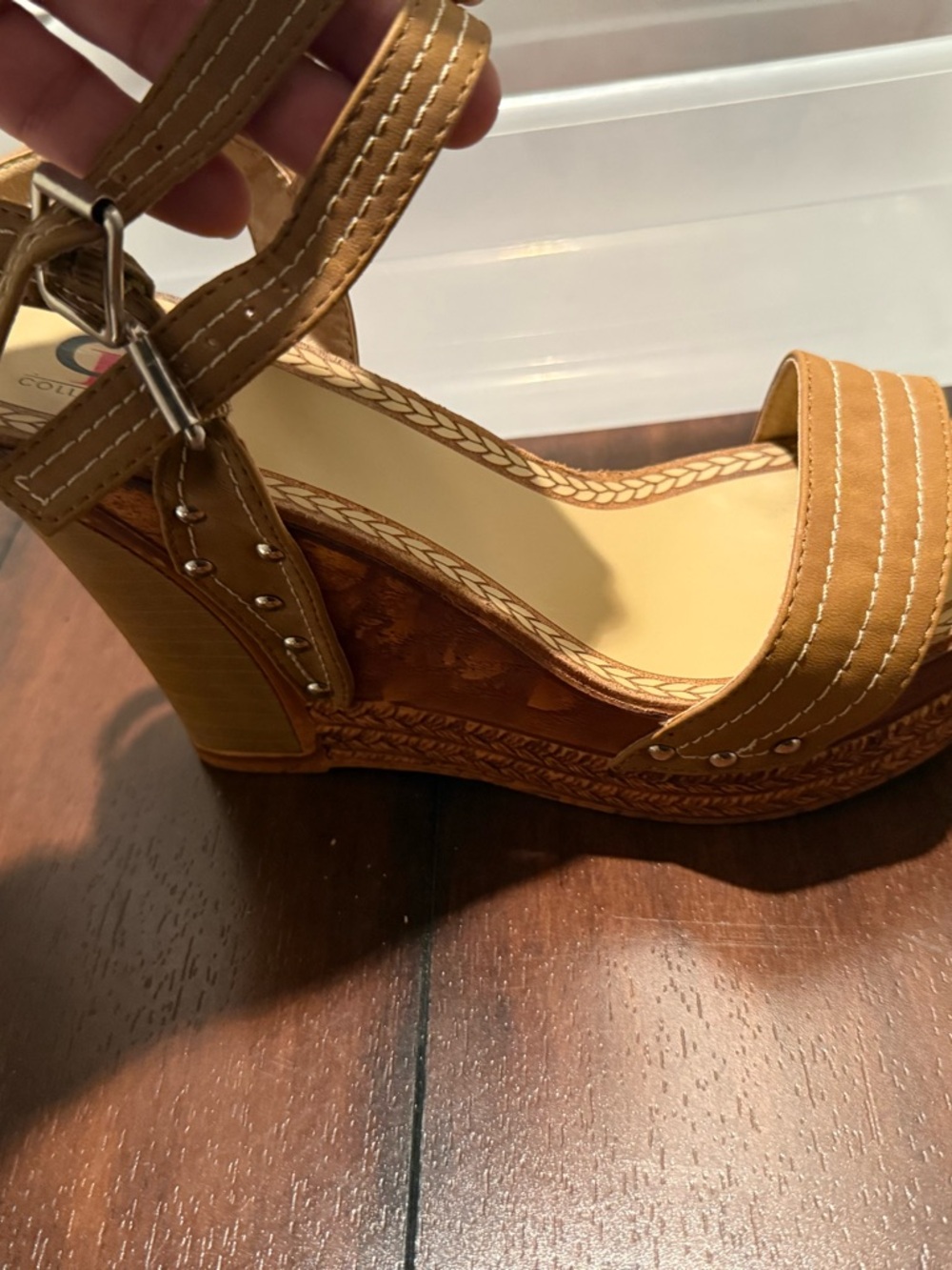 Wedge Sandal in Tan - Womens